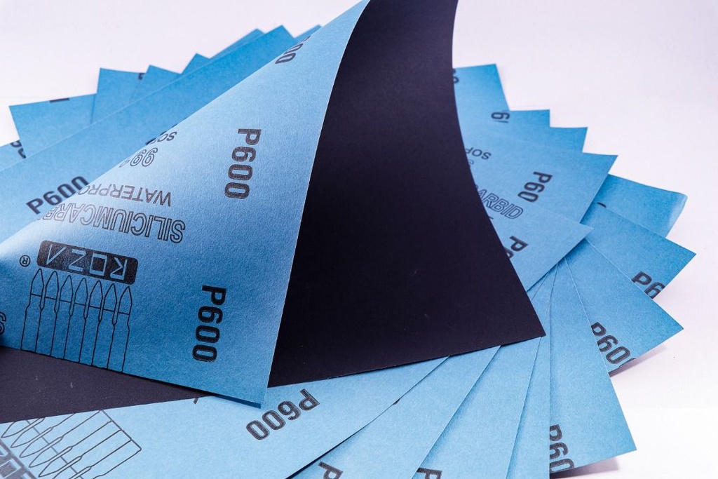 سنباده برگی سایز 1500 مشکی پشت آبی رزا